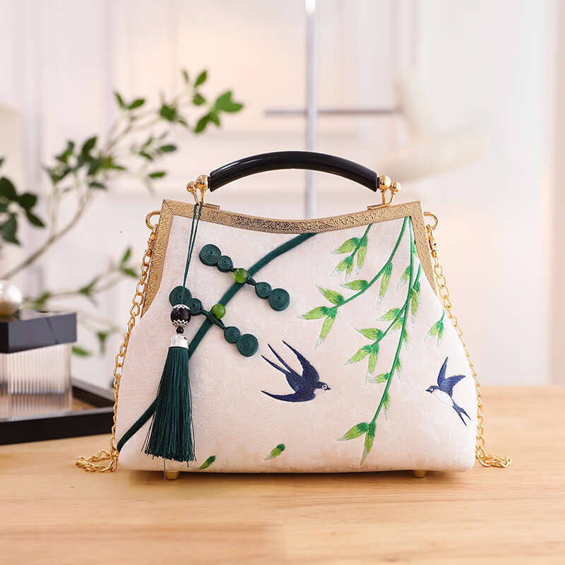 Rich Bamboo Embroidered Handbag Female Catwalk New Big Buckle Decorative Chinese Style Elegant Cheongsam Bag