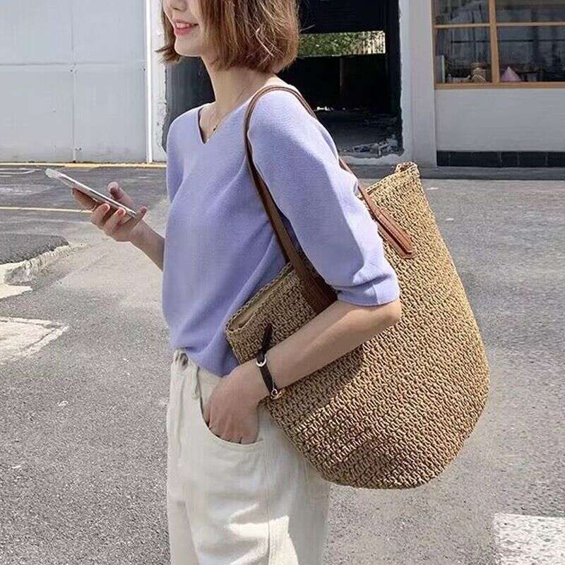 Grass French Tidal Beach 2024 New Women's Summer High-Capacity Rattan Woven Handmade Tote Bag
