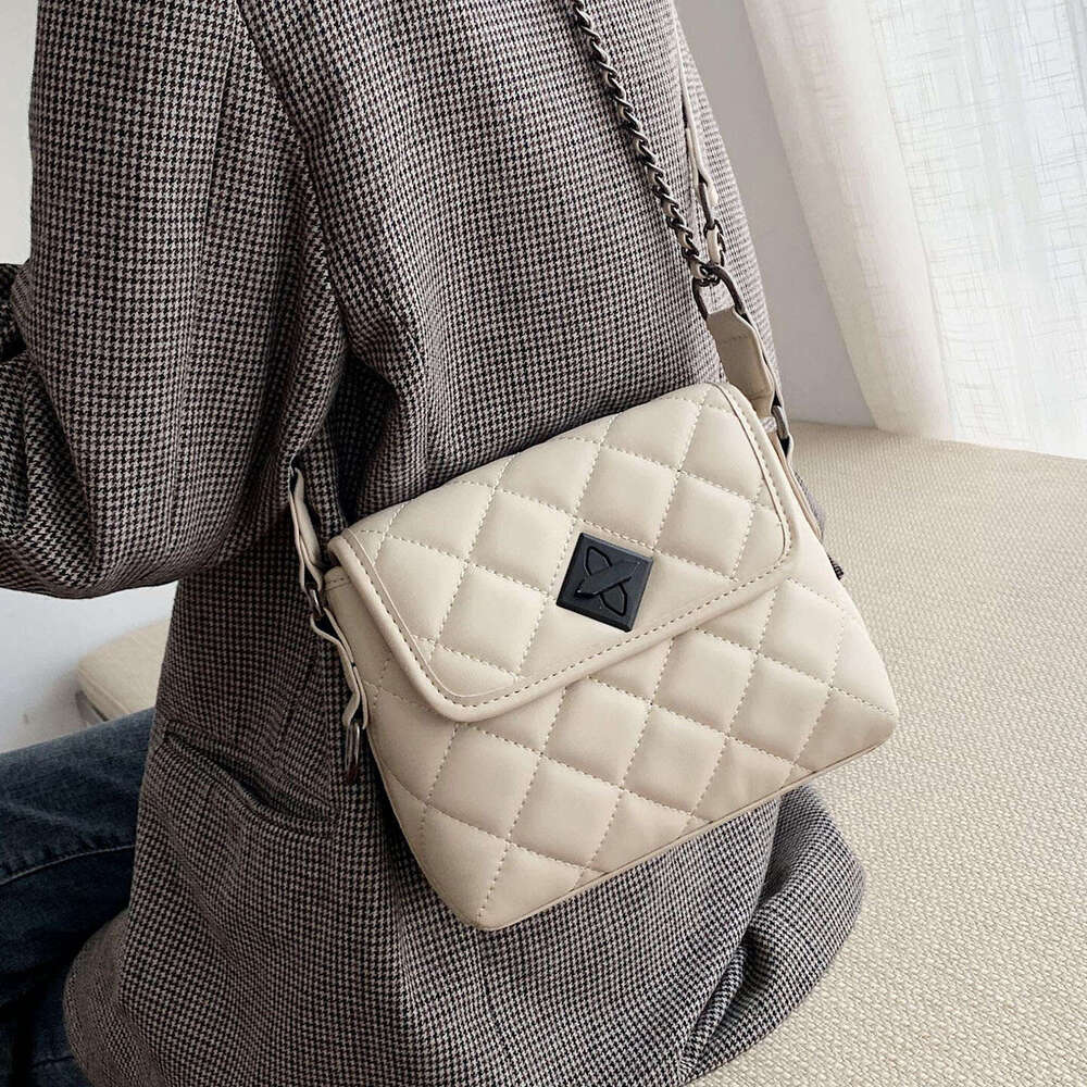 High-Quality Niche Handbag Women 2025 New Autumn Winter Chain Single Shoulder Crossbody Bag Versatile Fashion for Ladies