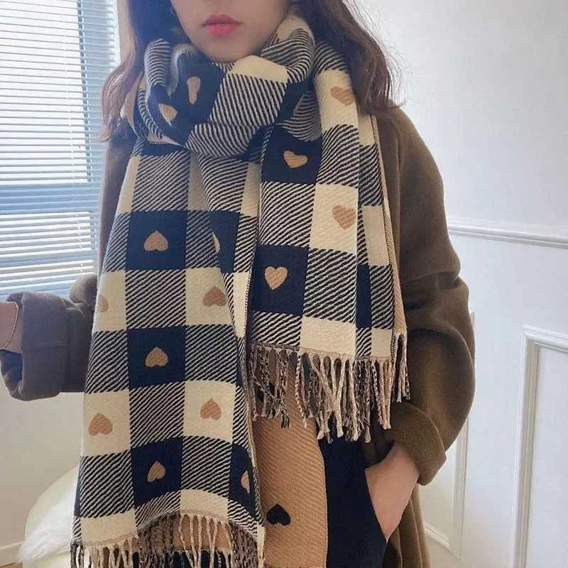 Cashmere Tassel Scarves Women Knitted Heartpattern Plaid y Girl Winter Scarf College Fashionable Leisure Shl WrsXJ250905