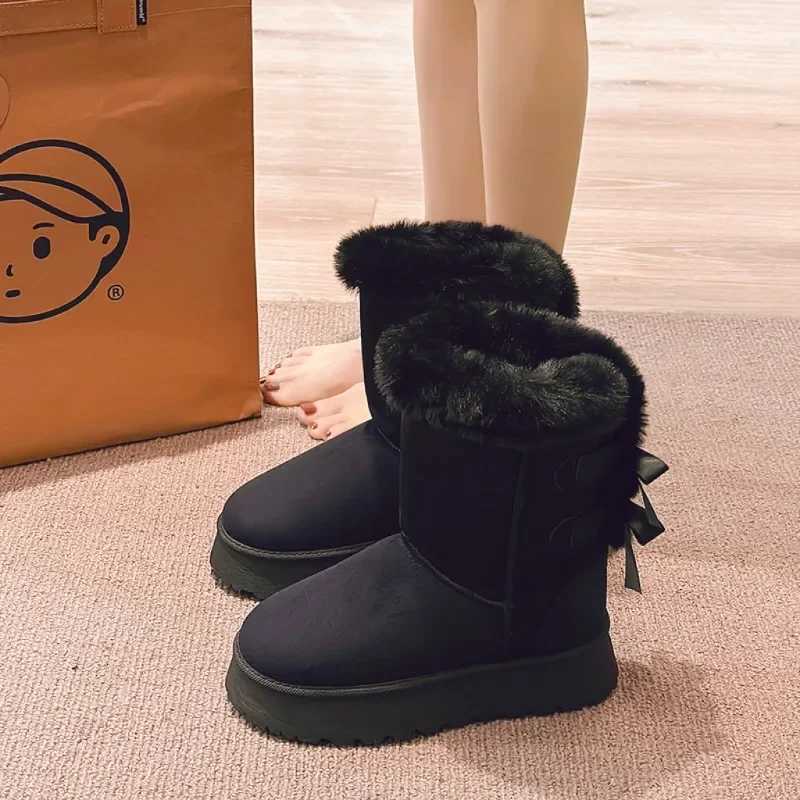 Womens Snow Boots 2024 Winter New Fashion Plush Platform Shoes Outdoor Warm Boots Women Shoes Bota Camurca Cano Longo L250905
