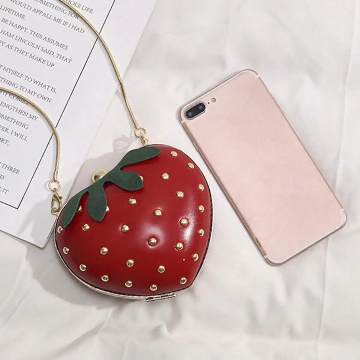 Womens Summer Fashion Cute Strawberry Crossbody Bag Rivet Snake Bone Chain y250912