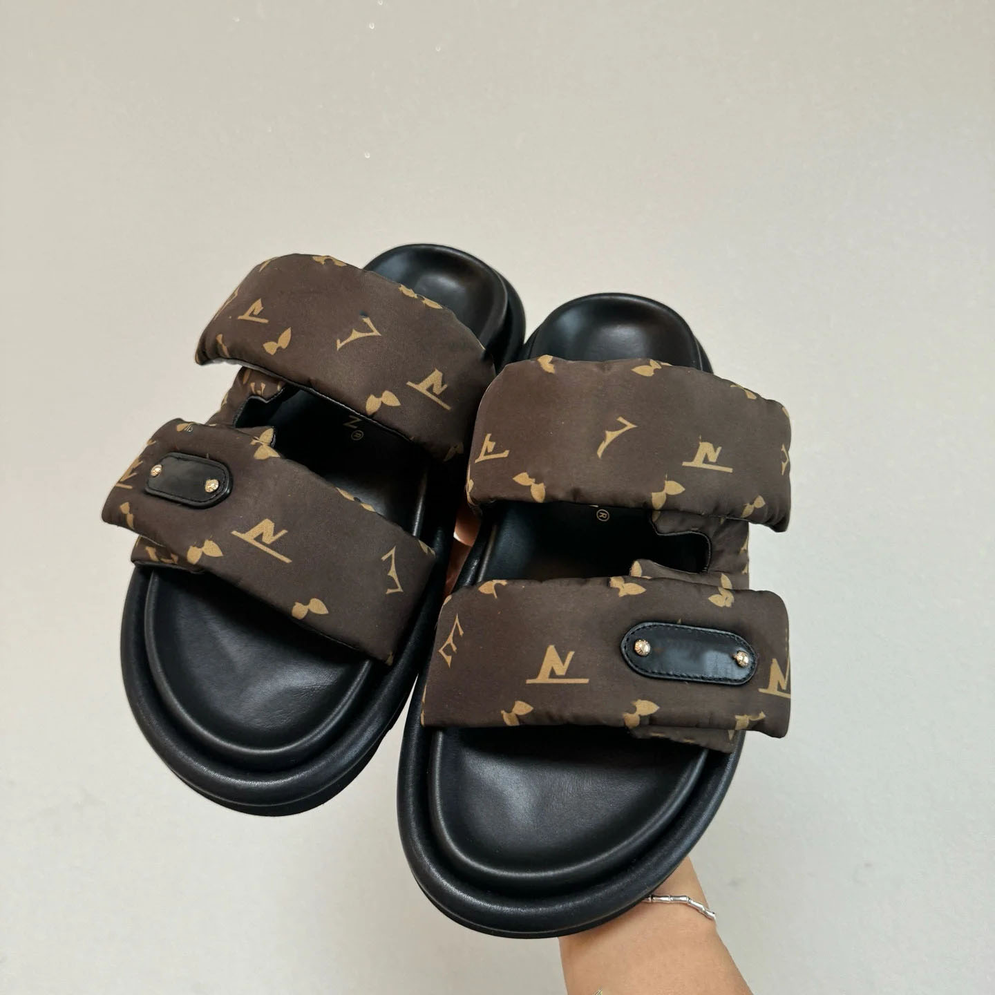 France sandal for women platform sandals slides shoes thick bottom summer flat heel hook loop casual beach buckle leather high quality slipper