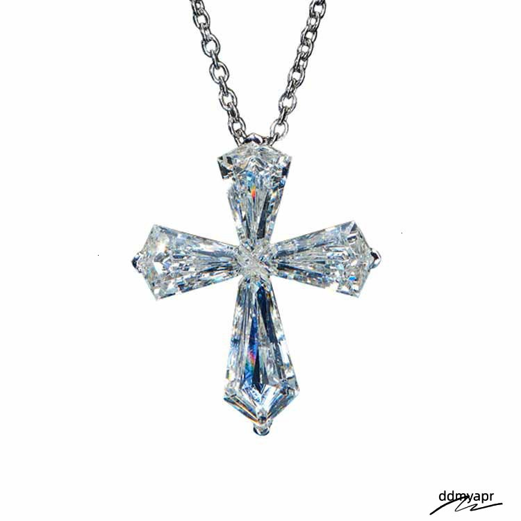 Ins Top Sell Elegant Cross Pendant Simple Fashion Jewelry Sterling Sier Crystal 5A Cubic Zircon Dia Gemstones Party Eternity Women Clavicle Necklace d