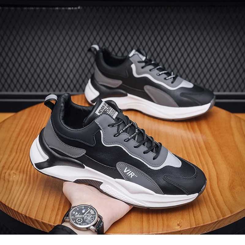 2025 Flat Bottomed Casual Sports Shoes Mens Casual Shoes Wearresistant Skateboard Shoes Walking Leisure Running Sneakers Z250905