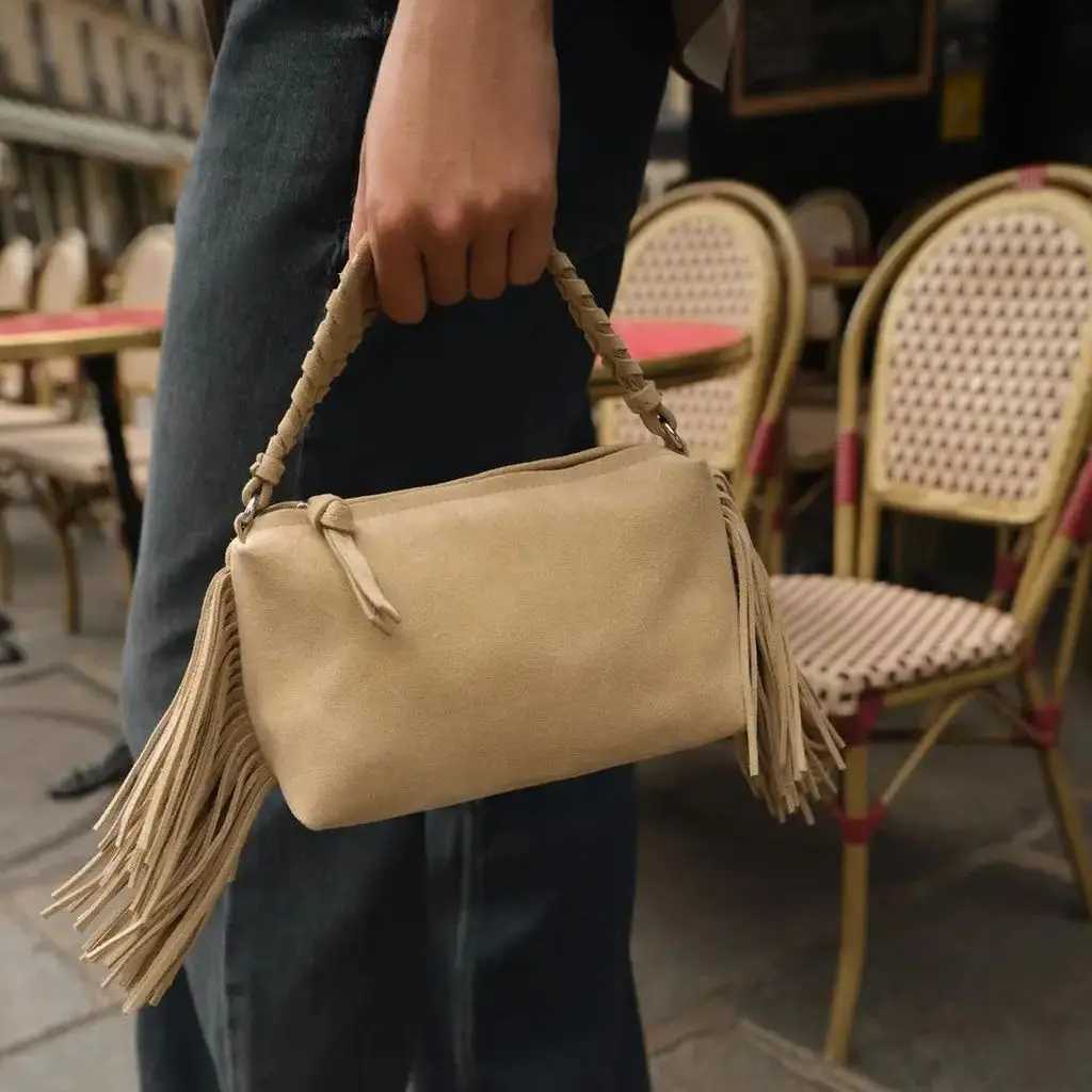 WOMENS MINI SUEDE FRINGED BAG New Designer Small Handbag Spacious Crossbody Bag For Ladies Fashionable Tassel Bag Z250903