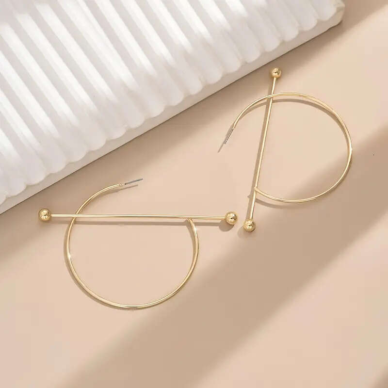 Niche Gothic Punk Style Simple Line Round Threaded Personality Earrings for Women