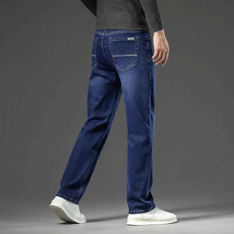 Autumn Mens Dark Blue Straightleg Brand Jeans Classic Style Business Casual Cotton Stretch Denim Pants Male Plus Size 40 42 44 W250905