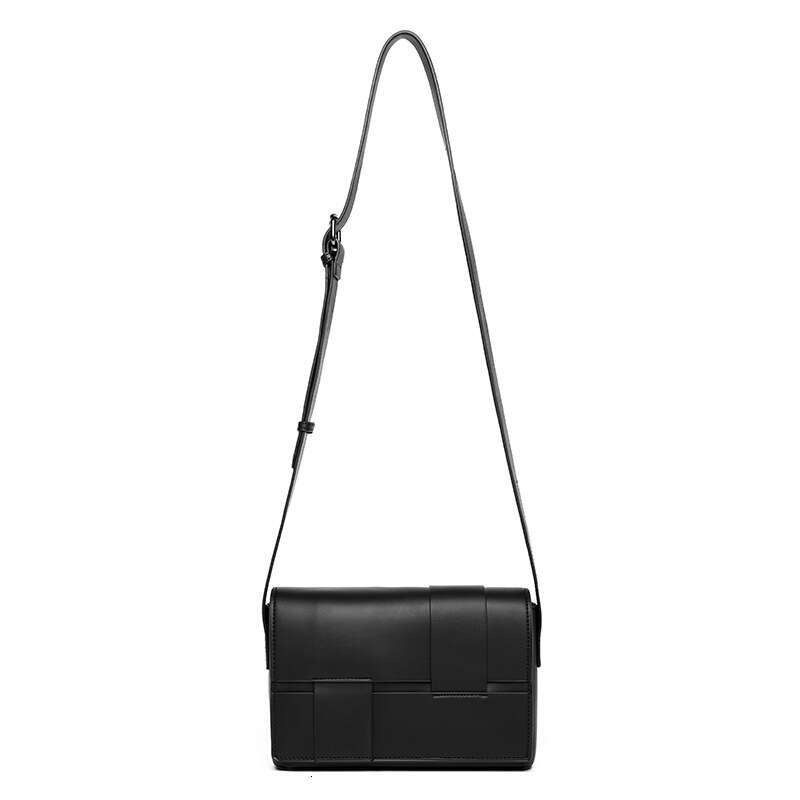 New Niche Design Fashion Woven Crossbody High-End Small Square Versatile Simple Trendy Shoulder Bag for Women