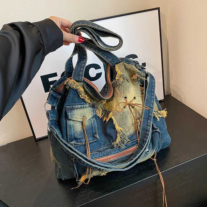 Denim Y2k Womens Shoulder Bag Vintage Washed Distressed Fashion female Messenger Bag Large Capacity ladies Handbag Sac totes Z250903