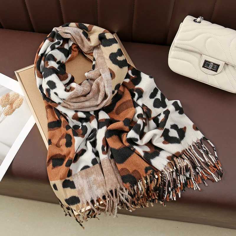 New Leopard Patchwork Cashmere Scarf Shl Wr Women Tassel Winter Warm Blanket Shl Thick Stoles Tippet 2024 ScarfXJ250905
