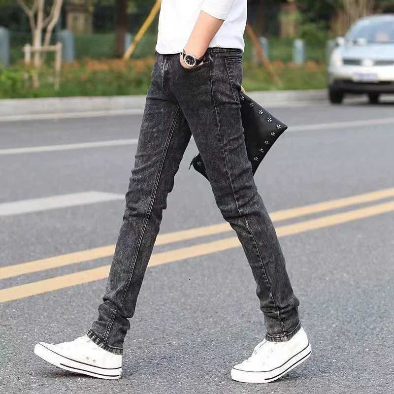 Fashion Mens Slim Fit Denim Pencil Pants High Quality Black White Skinny Stretch Jeans Mens High Street Jeans Four Season W250905