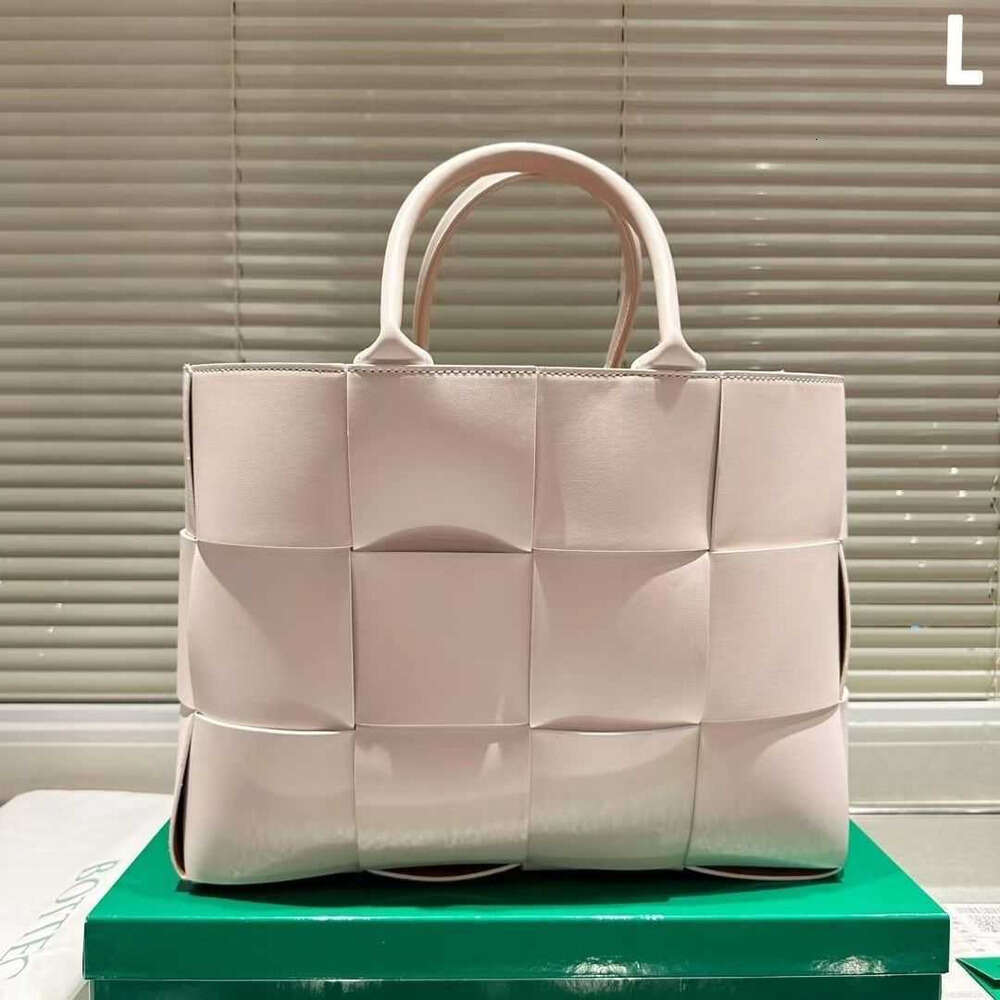 Designer Bag Arco Tote Bags Large Travel Bag New Tote Bag 12 Grid Arco Handbag Military Green Leather Bag Cowhide Pure Handwoven Intrecio Tote Handheld Womens Bag E29