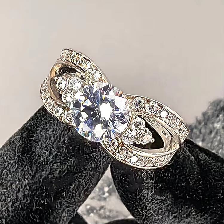 Vintage Mask 3 Stone Ring Romantic 925 Silver Moissanite Diamond Unisex Ring for Women for Gift Party or Anniversary