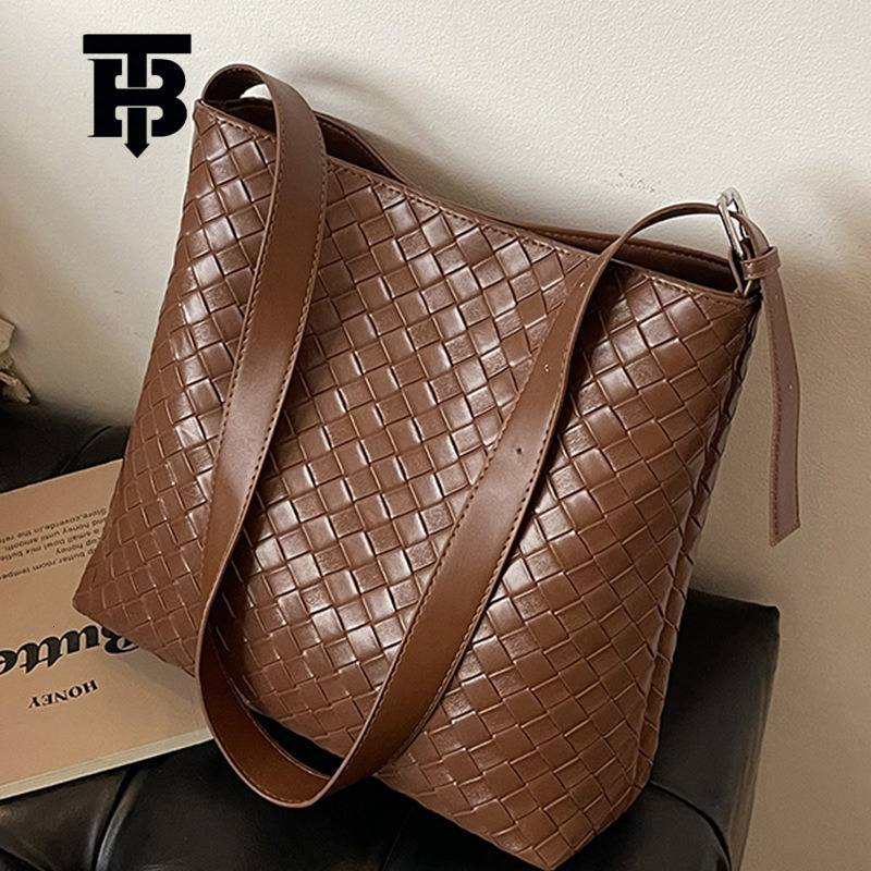 TB BHULAMTE Designer Bag Niche Texture Bucket Bag For Women 2025 New Single Shoulder Crossbody Bag Luxury Bag Large Capacity Commuter Korean Retro Und