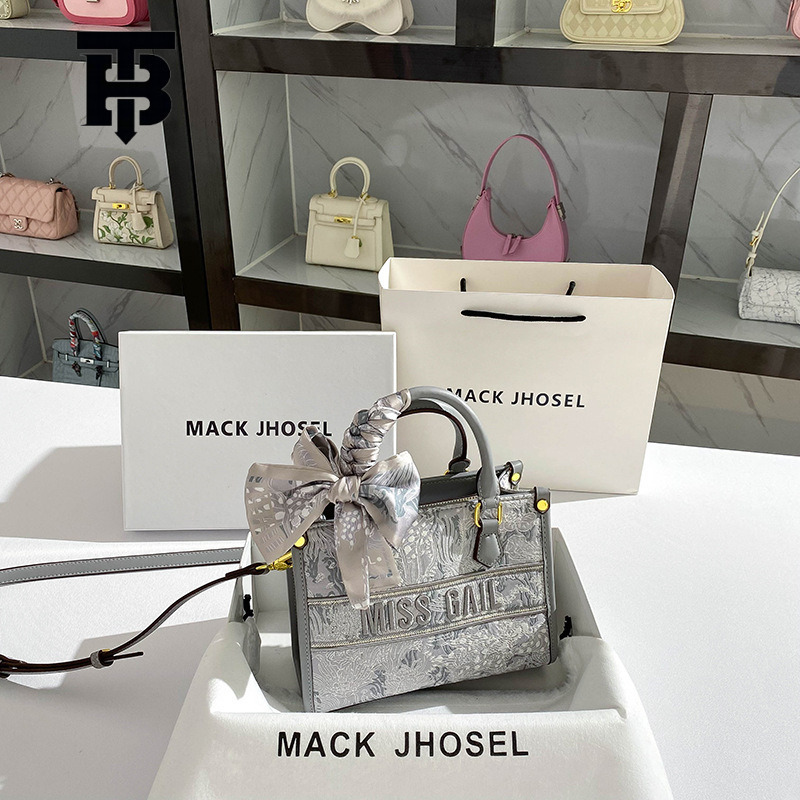 Luxury Bag TB BHULAMTE Designer Bag One-piece Dropshipping Large Capacity Printed Commuter Tote Bag 2025 New Embroidered Handheld Small Square Bag Who