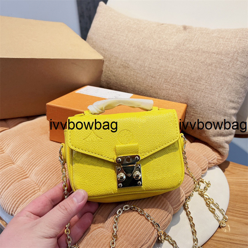 Jiang 5 Color Micro Metis Luxuries Designers Women Bag Classic Mini Bags Flap Square Pu Leather Chains Embossed Monograms Thread Crossbody Handbags Totes