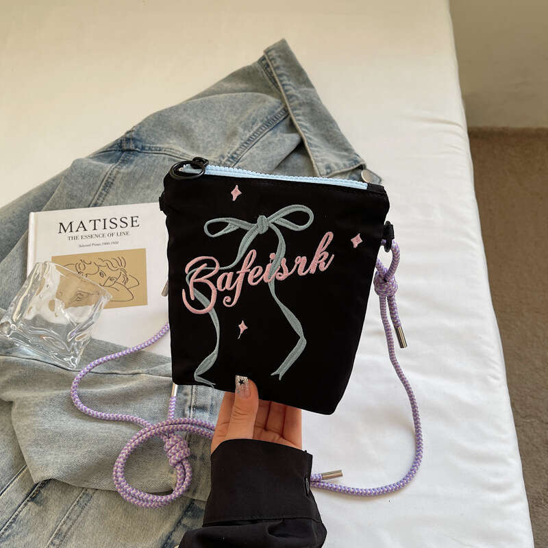 Summer Bowknot Crossbody Phone Bag for Women 2025 New Versatile Lightweight Commuter Tote Single Shoulder Coin Purse