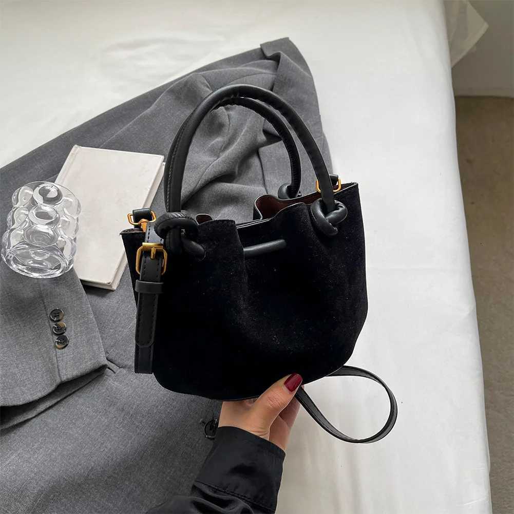 Women Top Handle Bag PU Leather Lady Handbags Purses Fashion Versatile Bucket Bag Single Shoulder Bucket Bag Sling Bag Z250903