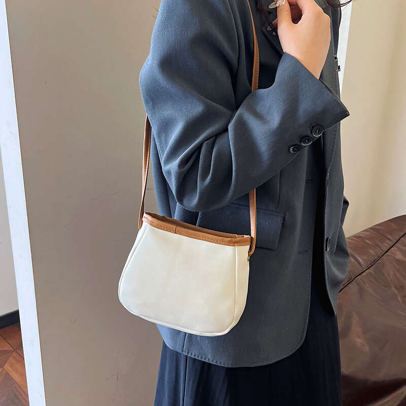 Summer New Fashion Simple Shoulder for Women Stylish Elegant Commuter Crossbody Trendy Soft Leather Small Bag