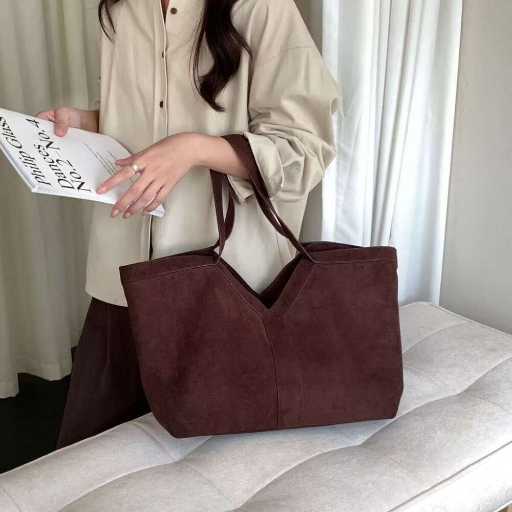 Casual Loose Feel Suede Tote for Women Large Capacity Shoulder Handbag Commuter Fashion Shopping Bag
