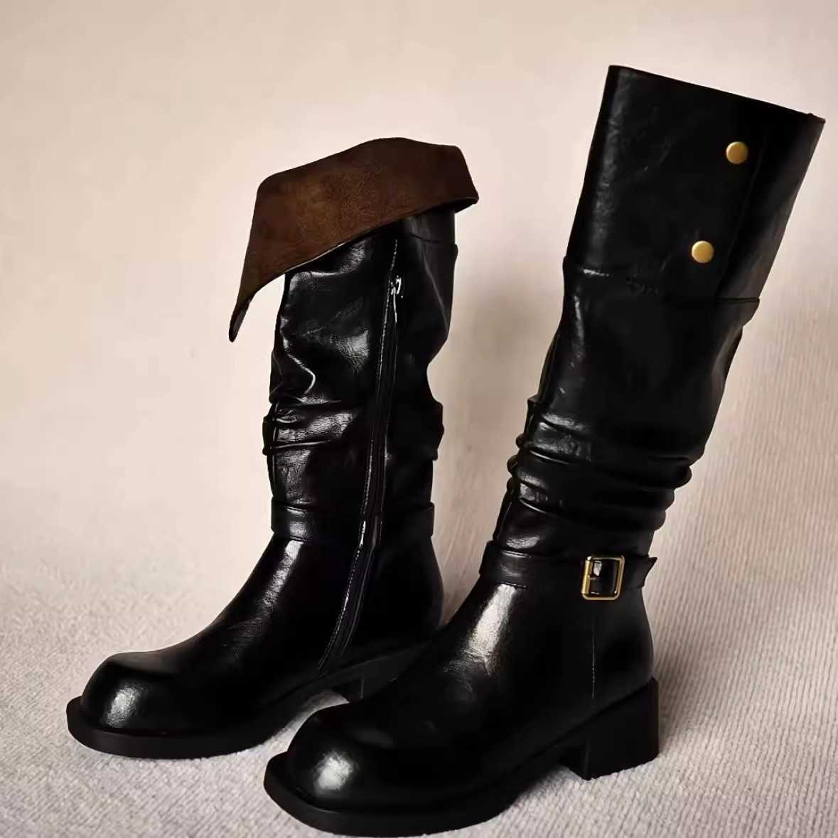 Cowhide Version 2025 Winter New ThickSoled Fashion Boots Reversible High Boots Belt Buckle Riding Boots Long Boots L250905