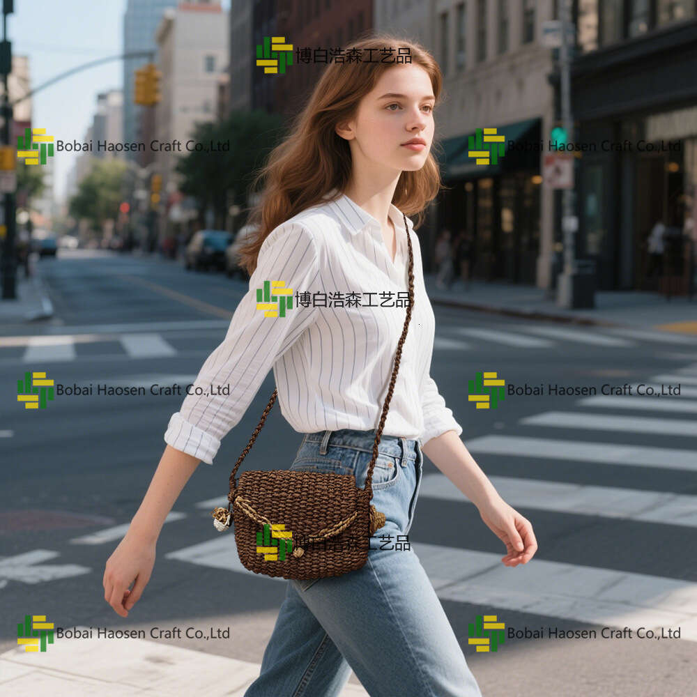 New Crossbody Personality Trendy Casual Summer Beach Vacation Style Fashion Paper Rope Woven Women's Bag