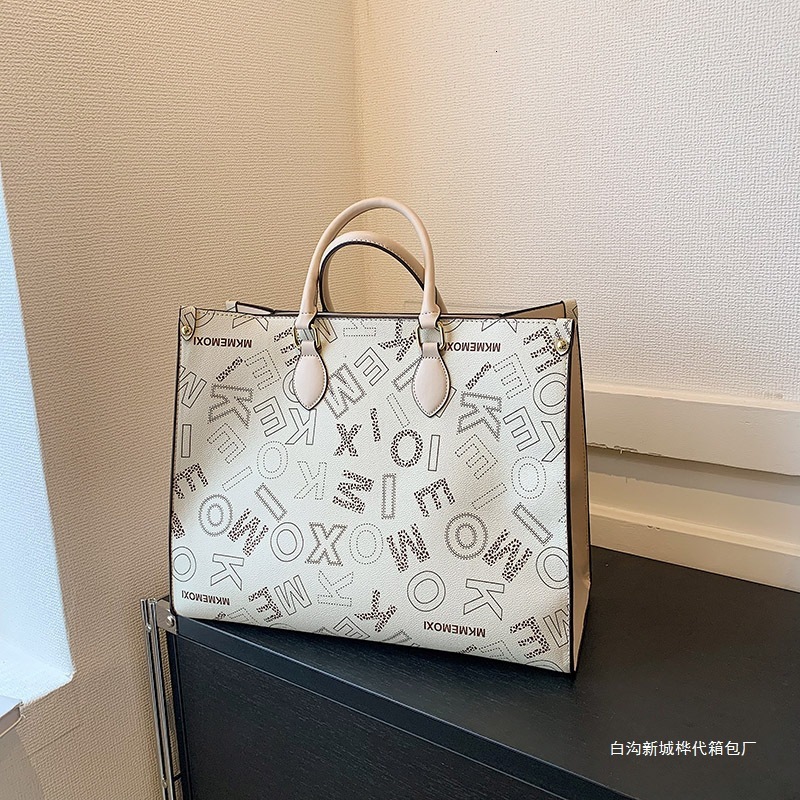 Luxury Brand Designer Bag Women's Bag 2024 New Fashionable Large Capacity Old Flower Tote Bag Handbag Commuter Women's Bag Gift