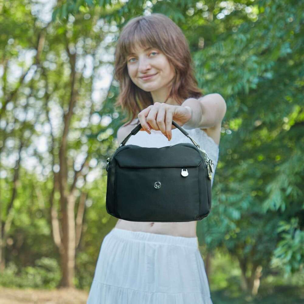 Trendy Women's 2025 New Urban Simple Single Shoulder Crossbody Bag Multi-layer Lightweight Nylon Fabric Casual Handbag for Women