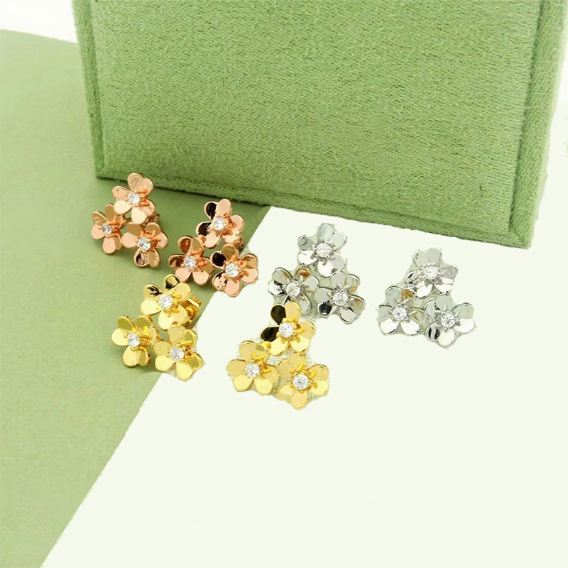 Luxury Crystal Clover Earrings Classic Diamond Women's Earrings Stainless Steel Designer Jewelry