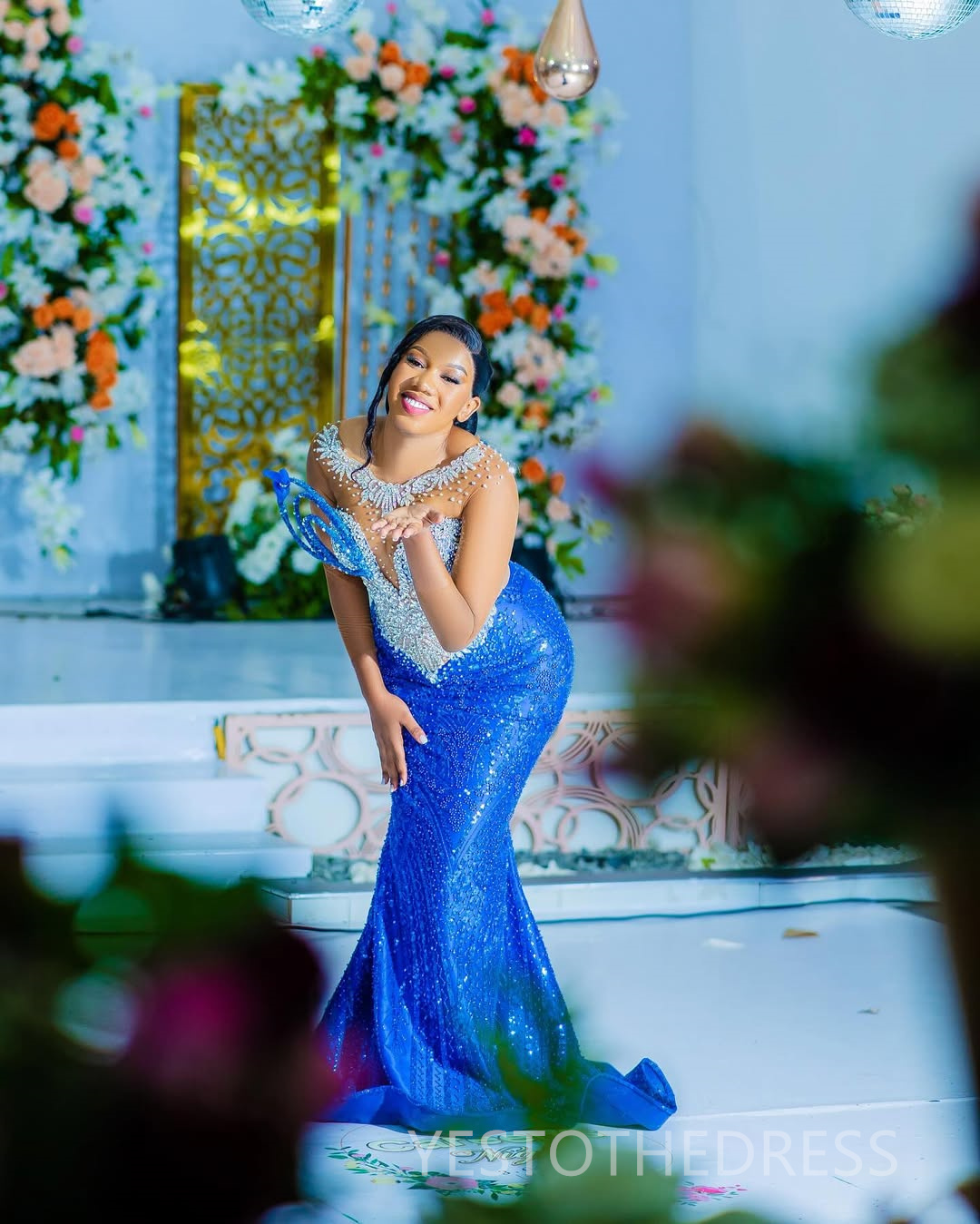 Plus Size Royal Blue Prom Dress 2025 Evening Dresses Elegant Dresses For Special Occasions Illusion Bead Lace Sheer Neck Birthday Dress Second Recepti