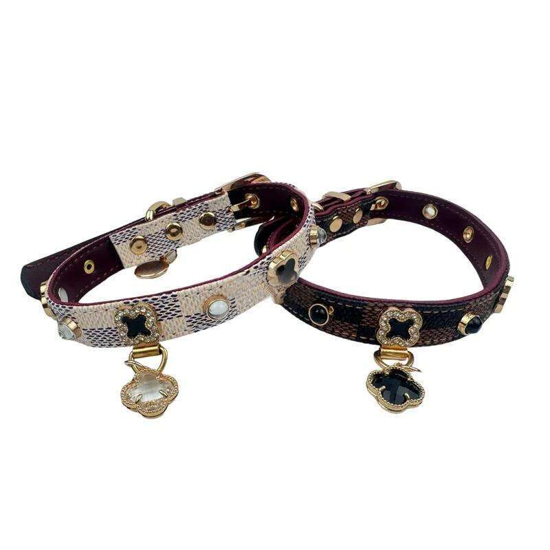 2025 new Designer Dog PU Leather Pretty Bling Dia Puppy Collar Crystal Sparkly Glitter Jewel Girls Cat Collars for Small Medium Pet Female Dogs Kitten
