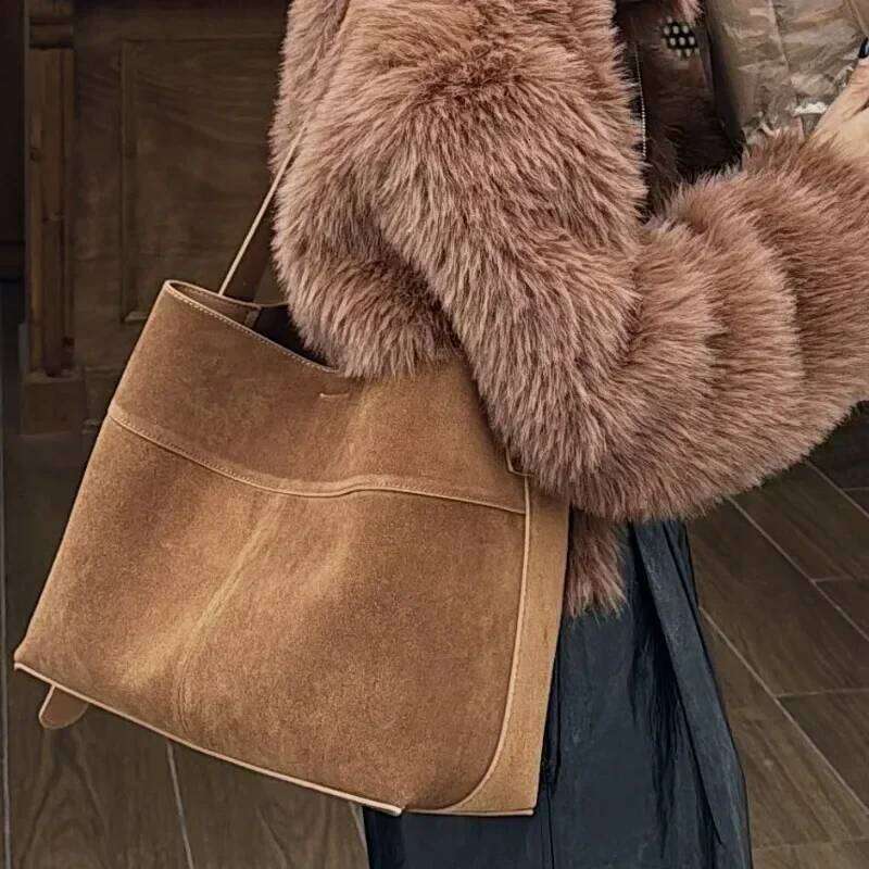 Large Capacity Tote Bag Shoulder Crossbady Bags Autumn Winrter Sqaure Bolsa Advanced Sense Bolsas Commuter Bolsos Mujer