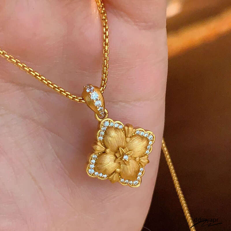 Vintage Brushed Gold Pillow Necklace 2025 New ddmyday Palace Style Light Collarbone Chain ddmyday ddmyday ddmyday