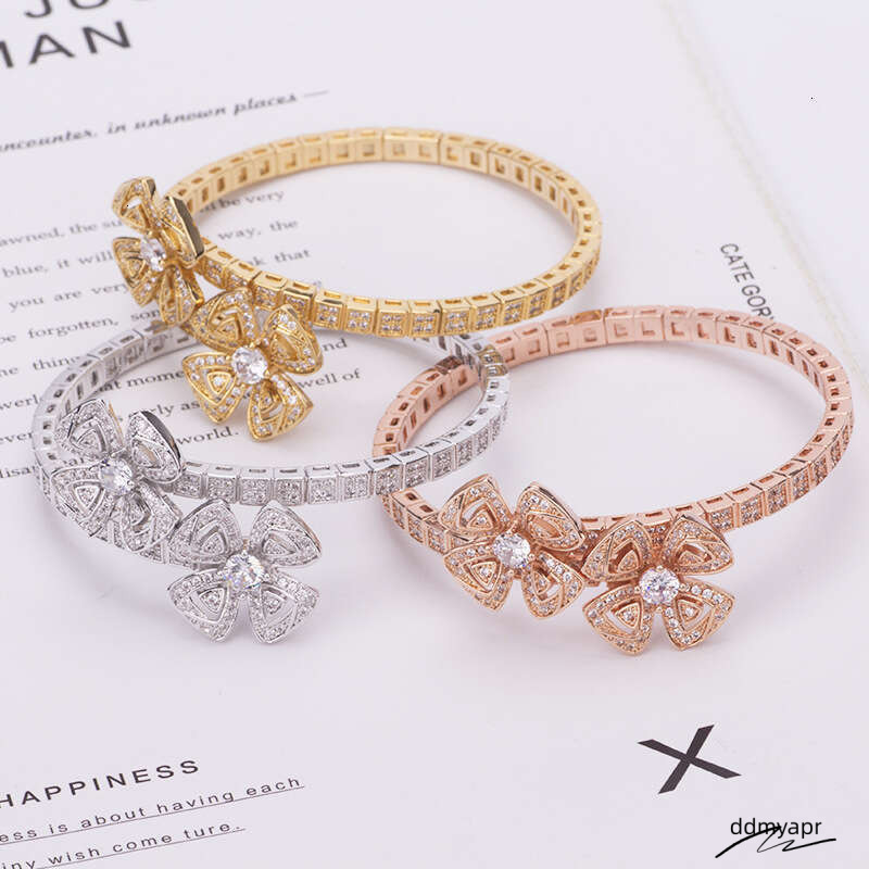 New Eternal Petal Bracelet With Zircon Inlay Fashionable Modern Jewelry For Women Spring Snake Bone Hollow Double ddmyday Flower Accessories