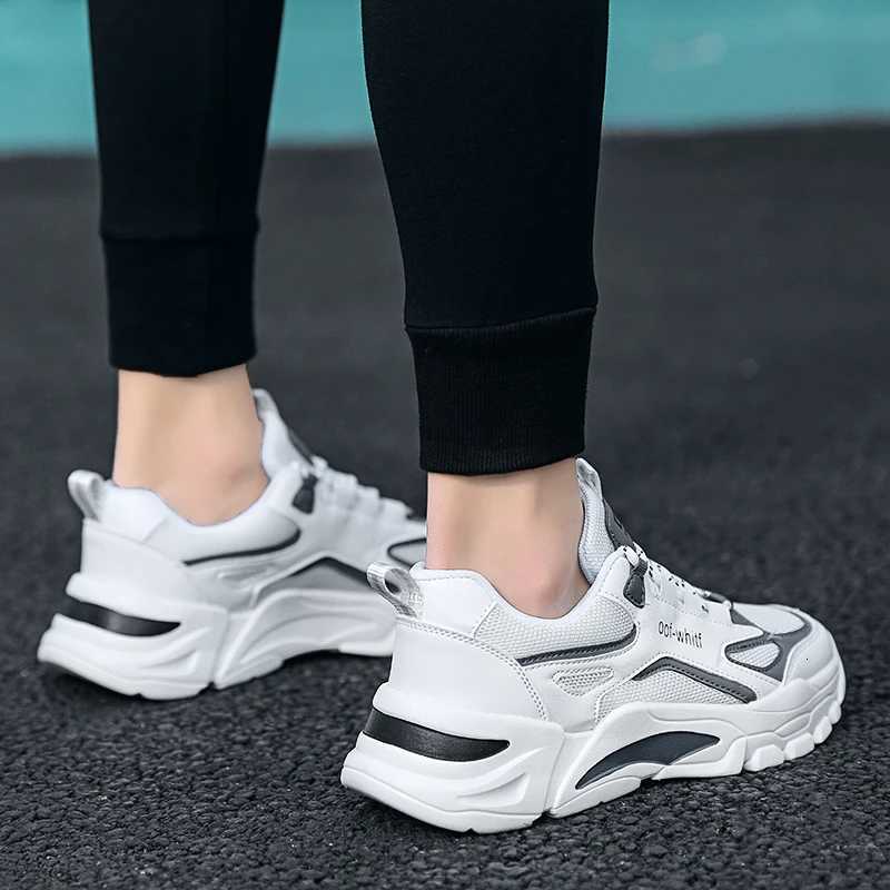 Mens Breathable Mesh Casual Sports Shoes Four Seasonal Outdoor Soft Sole Comfort Running Shoes Student Walking Shoes Sneakers Z250905