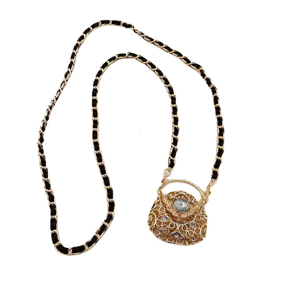 Mini Hollow Metal Decor Small New Style Diamond-Encrusted Pearl Chain Crossbody Compact Exquisite Fashion Women's Bag