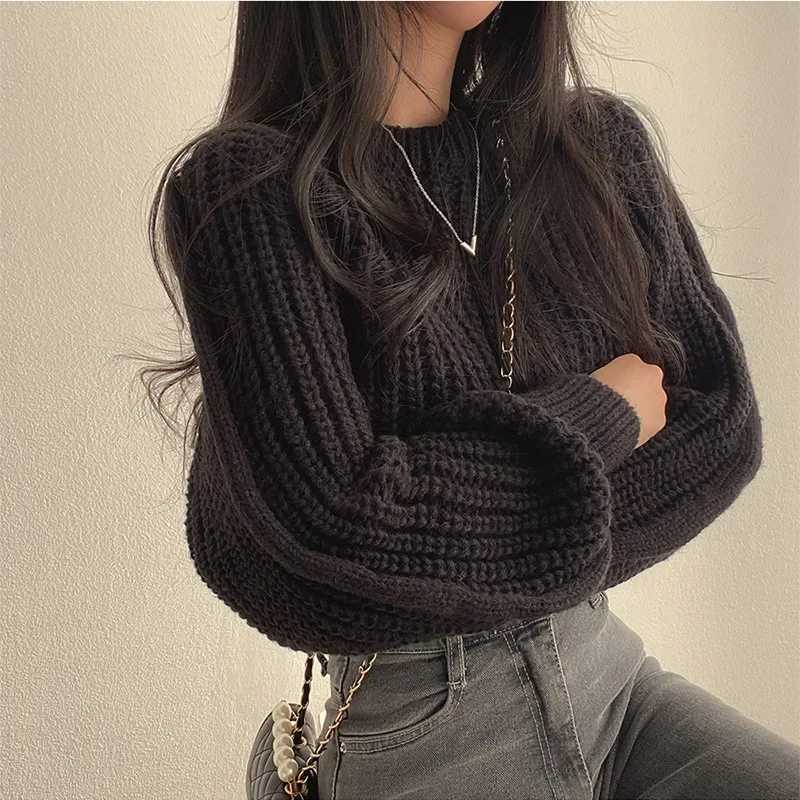 Autumn Winter New Niche Versatile Round Neck Sweater Womens Loose Fit Casual WaistFitted Petite Cropped Knit Top Trendy Z250905