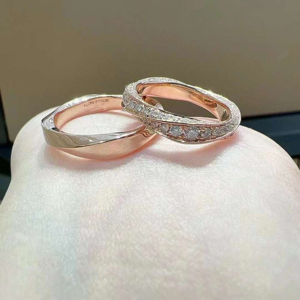 Knot Mbius Ring for Couples, Men and Women, Goddess Trendy Non-Fading Waterproof Ring, Light Luxury Fashion Style
