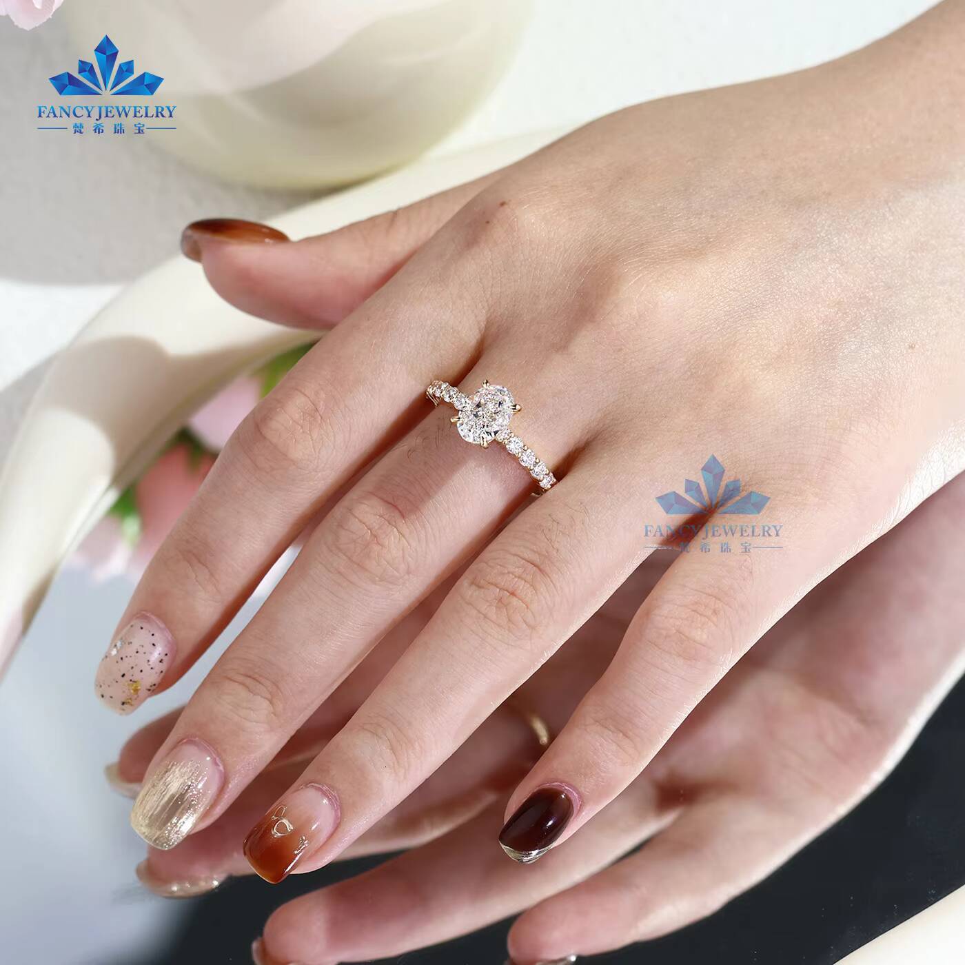 Gia Igi Certified Cvd HPHT Vvs Lab Grown Created Diamond 14k 18k Solid Gold Rings Engagement Ring Jewelry for Women Halo Pave