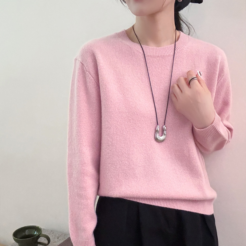 Womens Solid Color Pullover Sweater - Soft Knit Round Neck Top for Autumn & Winter