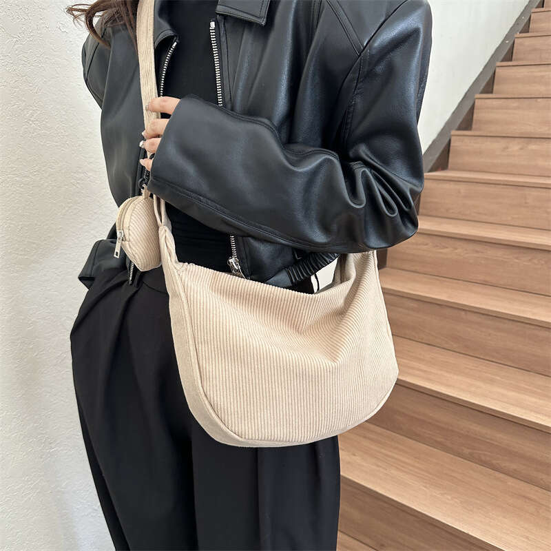 Solid Color Large Capacity 2024 Autumn Winter New Korean Style Simple Single Shoulder Crossbody Mother Dumpling Bag Trendy
