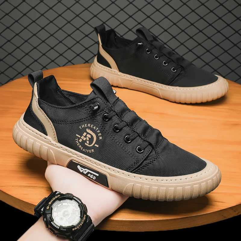 Men Casual Shoes Breathable Ice Silk Male Loafers Slip on Walking Flats Shoes Vulcanized Shoes for New Men Comfortable Sneakers Z250905
