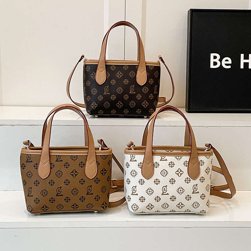 Fashion Designer Bags Small Cute Bag Tote Bags for Women 2025 New Letter Printed Shoulder Crossbody Bag Mini Handbags