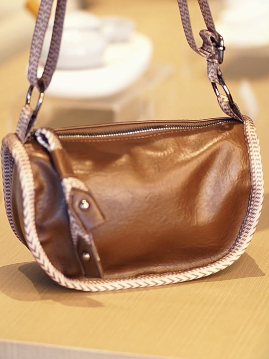 2025 New Style Bags Korean Trendy Small Square Dumpling-Style Shoulder Women's Crossbody Bag