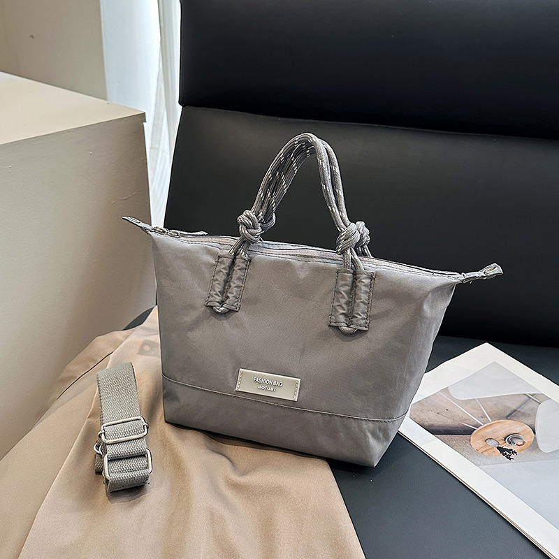 Designer Women's Commuter Handbag 2025 New Fashionable Nylon Bag Casual Shoulder Bag