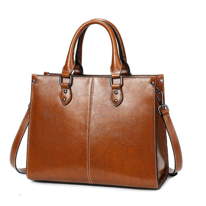 2025 New Oil Wax Splicing Genuine Leather Women's Style Cowhide Versatile Handbag Shoulder Crossbody Bag
