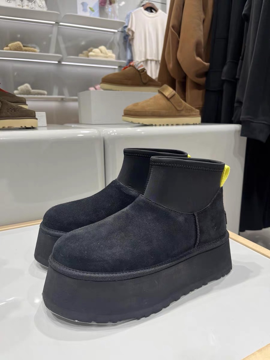 Women's thick-soled snow boots mini thickened and fleece pencil elastic stockings cotton shoes with the 2025 new style winter casual ankle boots free shipping