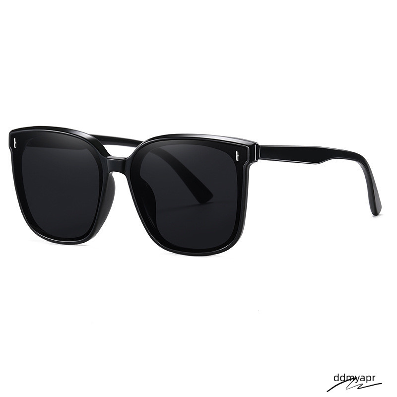 Designer For Women Men Vintage Style Ddmydec Fashion Classic Sunglasses Polarized Goggle Pilot PC Frame Oversized Uv400 Eyewear Sk8801 Ddmydec