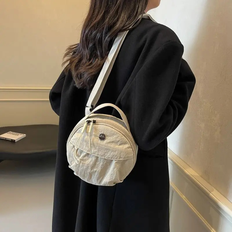 Cute Korean Style Nylon Shoulder Bag Mobile Phone Storage Purse Small Round Bag Handbags Wallet Bags Mini Crossbody Bag 250903